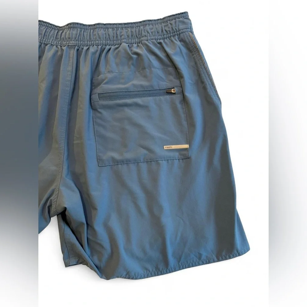 Vuori Trail Short 2.0 6” Inseam Blue / Heather Grey Mesh Trim XXL